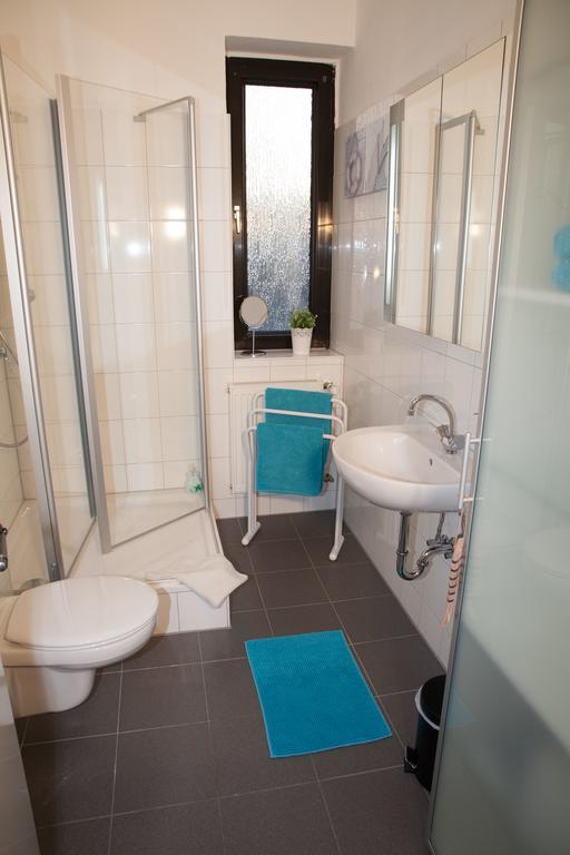 Apartmenthaus Lorbach Solingen Extérieur photo